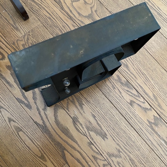 💡 “E” light-up house decor - Picture 5 of 6